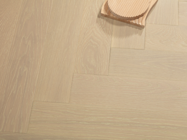 vidar engineered hardwood american white oak herringbone wheat berry select & better 5" - 3/4"