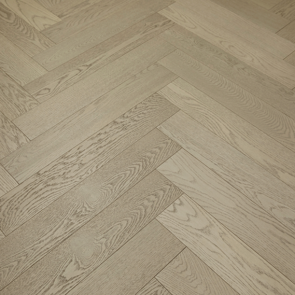 Vidar Engineered Hardwood American White Oak Herringbone Sky Character 5" - 3/4" (18.19 sqft)