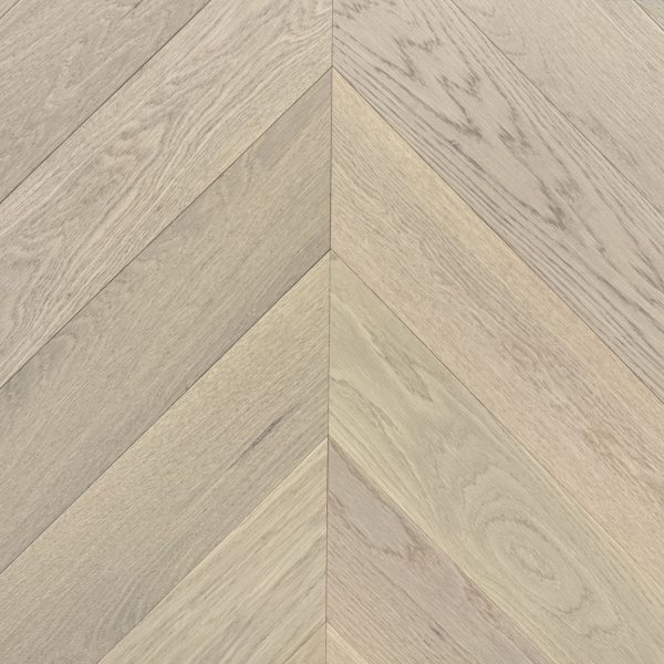 Vidar Engineered Hardwood American Oak Chevron Moon Light Chevron Select & Better 5" - 3/4"