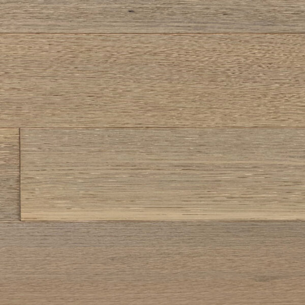Preverco Engineered Hardwood Flex19 White Oak RQ Nuance Matte Prague 6-1/8" - 3/4"