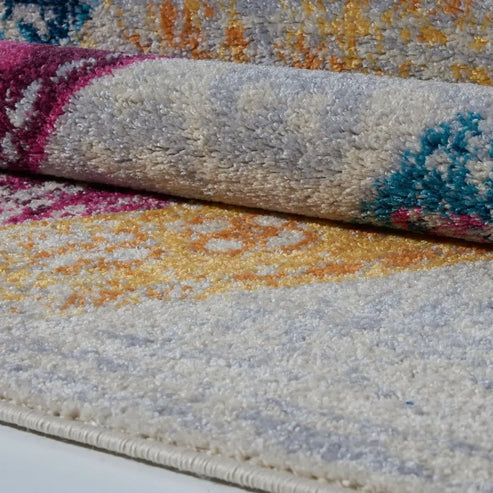 centre point cream area rug - 3'9" x 5'5" 2 centre point cream area rug - 3'9" x 5'5" - image 2